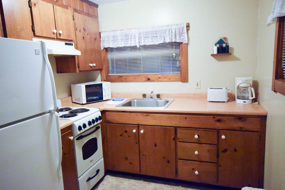 Stowe Chestnut Kitchen